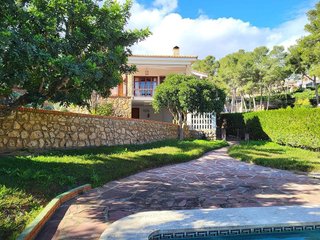 Chalet en venta en Alginet