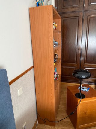 Estantería y mesita juvenil madera