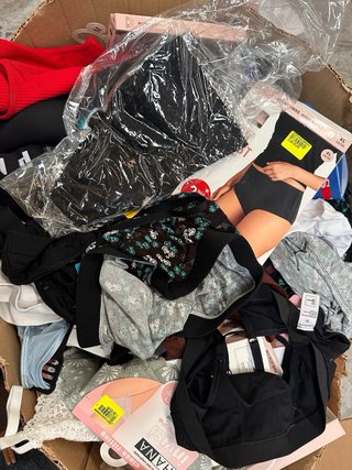 Lote Ropa Interior Mujer Talla M (650+ piezas)