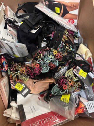 Lote Ropa Interior Mujer Talla M (650+ piezas)