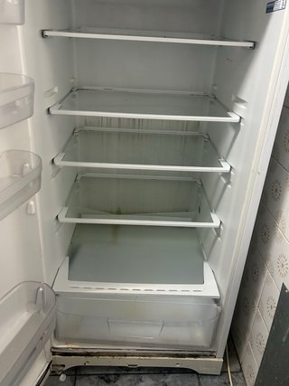 Nevera Indesit blanca