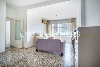 Piso en venta en Tres Huertas - El Torrejón - El Cerezo en Sevilla