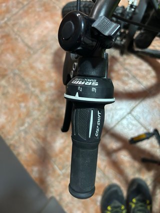 Bicicleta Rockrider 24 Neón