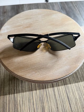 Occhiali da sole Guess Vintage