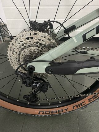 Cube Stereo E-bike Talla L one44 carbono 120nm