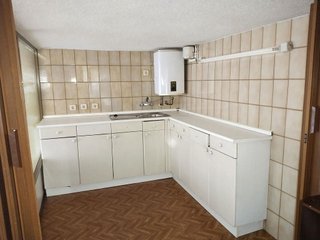 Local comercial en venta en Corrales de Buelna (Los)