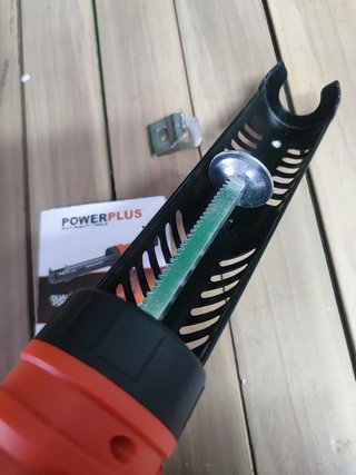 Pistola para calafateo 20V Powerplus