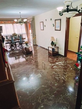 Piso en venta en Playa de los Boliches en Fuengirola