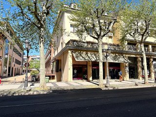 Garaje en alquiler en Olot
