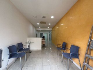 Local comercial en alquiler en El Centre en Esplugues de Llobregat