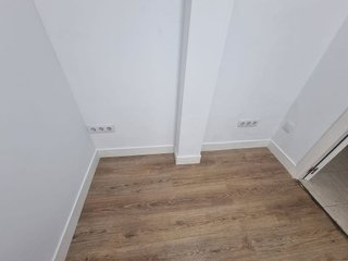 Local comercial en alquiler en Los Remedios en Sevilla