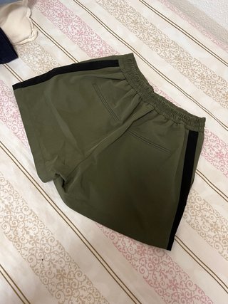 Shorts Pull&Bear verde talla 36