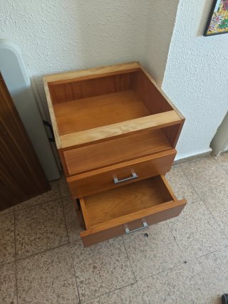 Cajonera de madera para escritorio