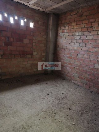 Edificio en venta en Torredonjimeno
