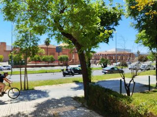 Oficina en venta en Parque Alcosa - Jardines del Edén en Sevilla