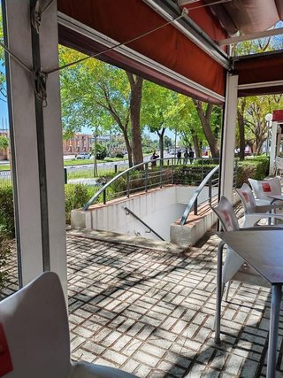 Oficina en venta en Parque Alcosa - Jardines del Edén en Sevilla