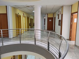 Oficina en venta en Parque Alcosa - Jardines del Edén en Sevilla
