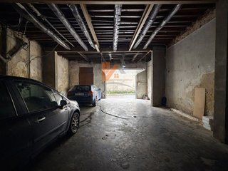 Garaje en venta en Ensanche - Sar en Santiago de Compostela
