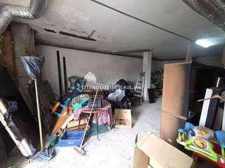 Local comercial en venta en Hospital en Jaén