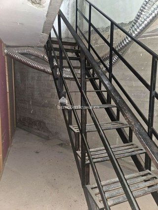 Local comercial en venta en Hospital en Jaén