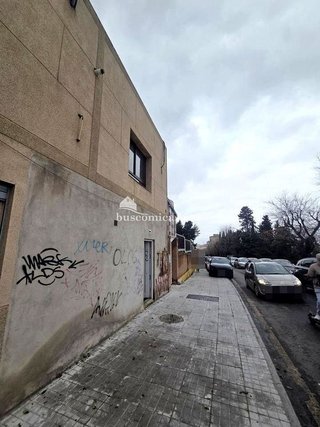 Local comercial en venta en Hospital en Jaén