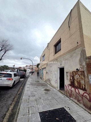 Local comercial en venta en Hospital en Jaén