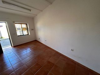 Local comercial en venta en Moraleja