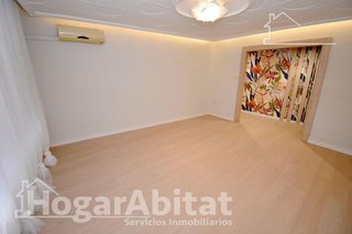 Piso en venta en Piscinas en Villarreal