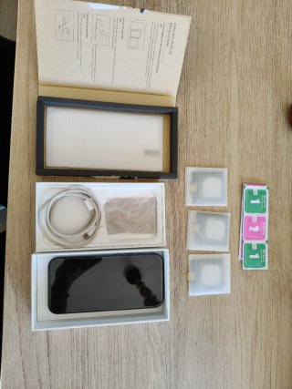 iPhone 15 Pro 512GB Negro y Apple watch serie 3