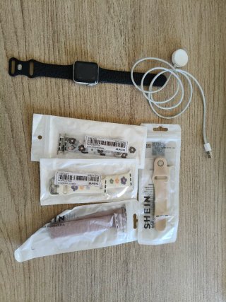 iPhone 15 Pro 512GB Negro y Apple watch serie 3