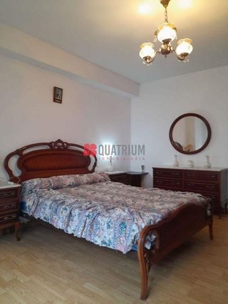 Piso en venta en Ordes