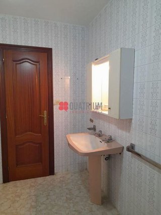 Piso en venta en Ordes
