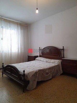 Piso en venta en Ordes