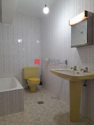 Piso en venta en Ordes