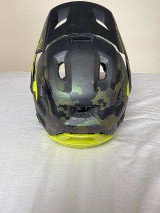Casco Met Parachute MCR Talla L