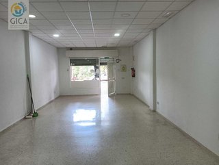 Local comercial en venta en La Granja-La Colina-Los Pastores en Algeciras