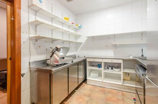 Local comercial en venta en La Pola Siero en Siero