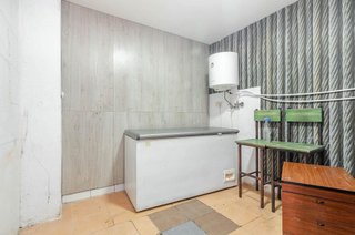 Local comercial en venta en La Pola Siero en Siero