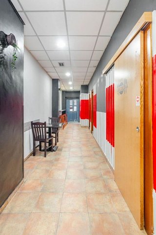 Local comercial en venta en La Pola Siero en Siero