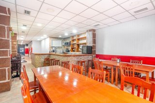 Local comercial en venta en La Pola Siero en Siero