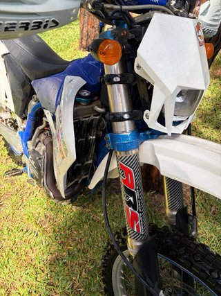 Yamaha WR 450 Enduro Moto