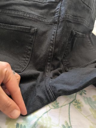 Pantalones vaqueros premamá Zara negros
