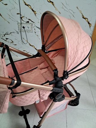 Cochecito de bebé rosa