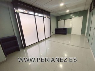 Local comercial en alquiler en Eixample en Prat de Llobregat, El