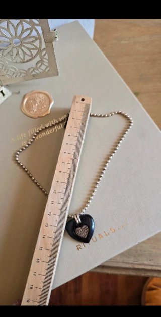 Collar Kookai Corazón Negro y Plata Vintage