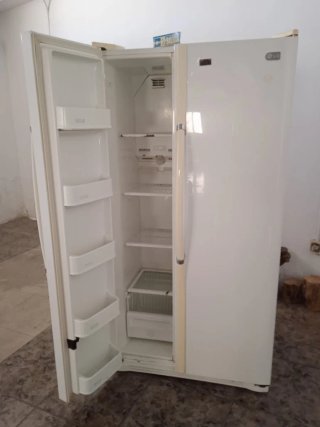 Frigorífico americano LG blanco