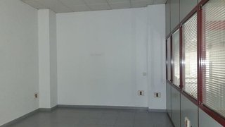 Local comercial en venta en Este en Castellón de la Plana