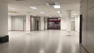 Local comercial en venta en Este en Castellón de la Plana