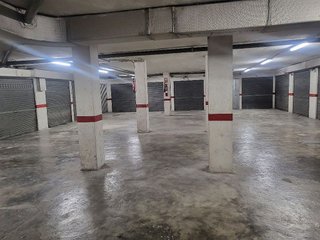 Garaje en venta en Elda