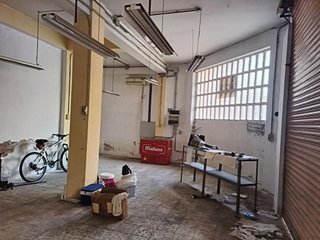 Local comercial en venta en Este en Castellón de la Plana